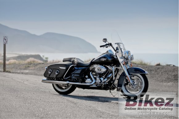 2012 Harley-Davidson FLHRC Road King Classic photo